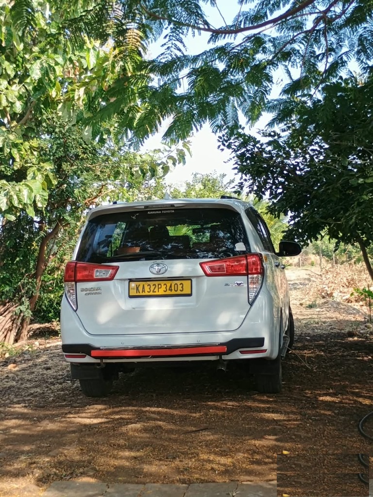 Innova Crysta Rear